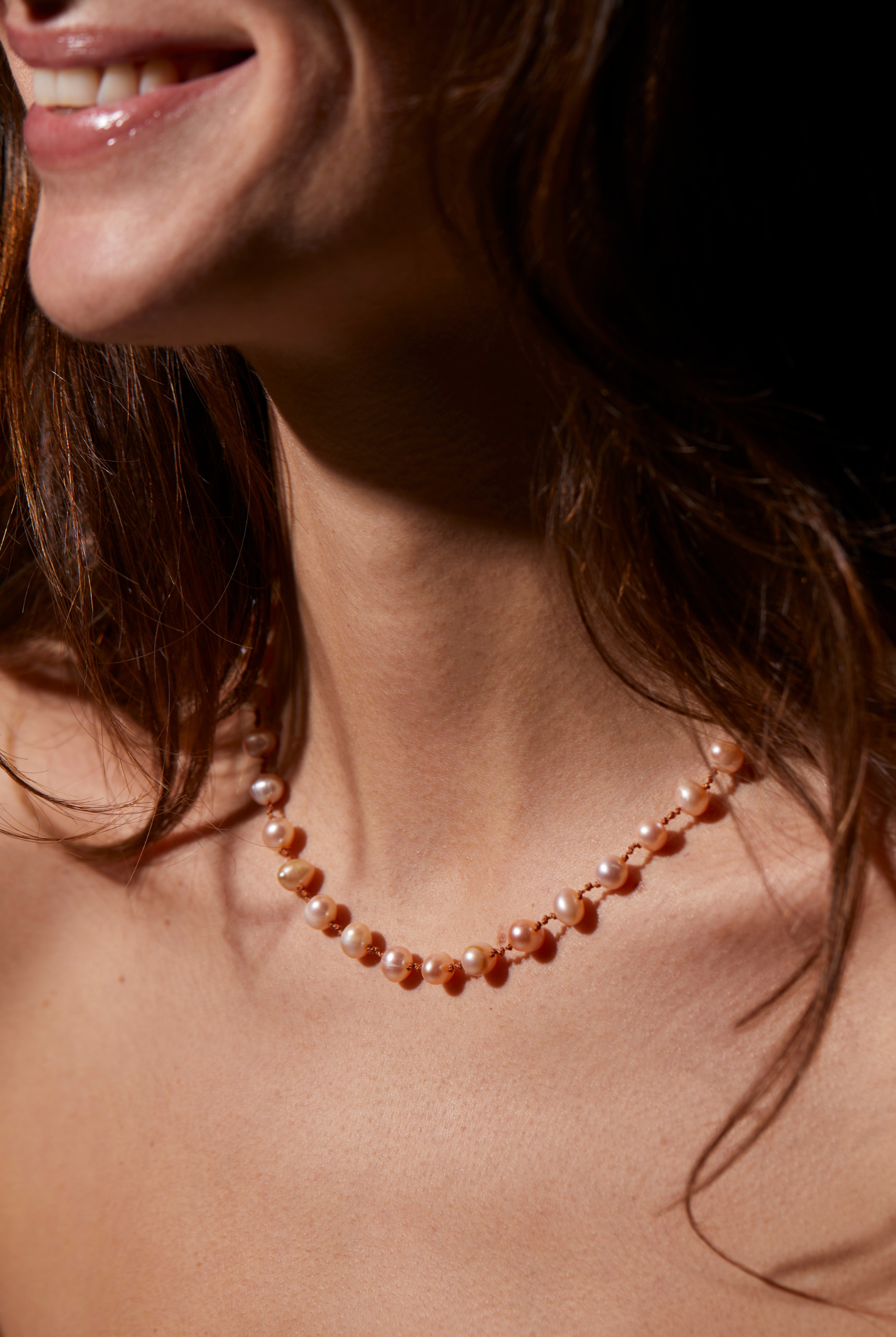 Collier 'Bird Pêche' avec perles pêche – bijou délicat fait main