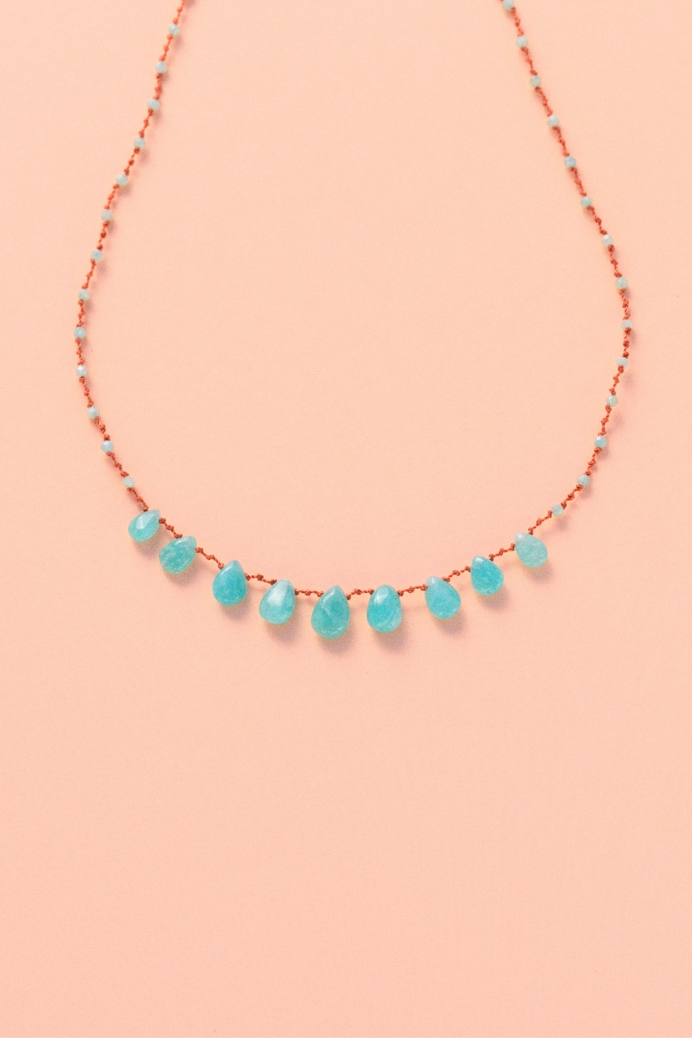 Collier en amazonite sur cordon — IVARENE Paris