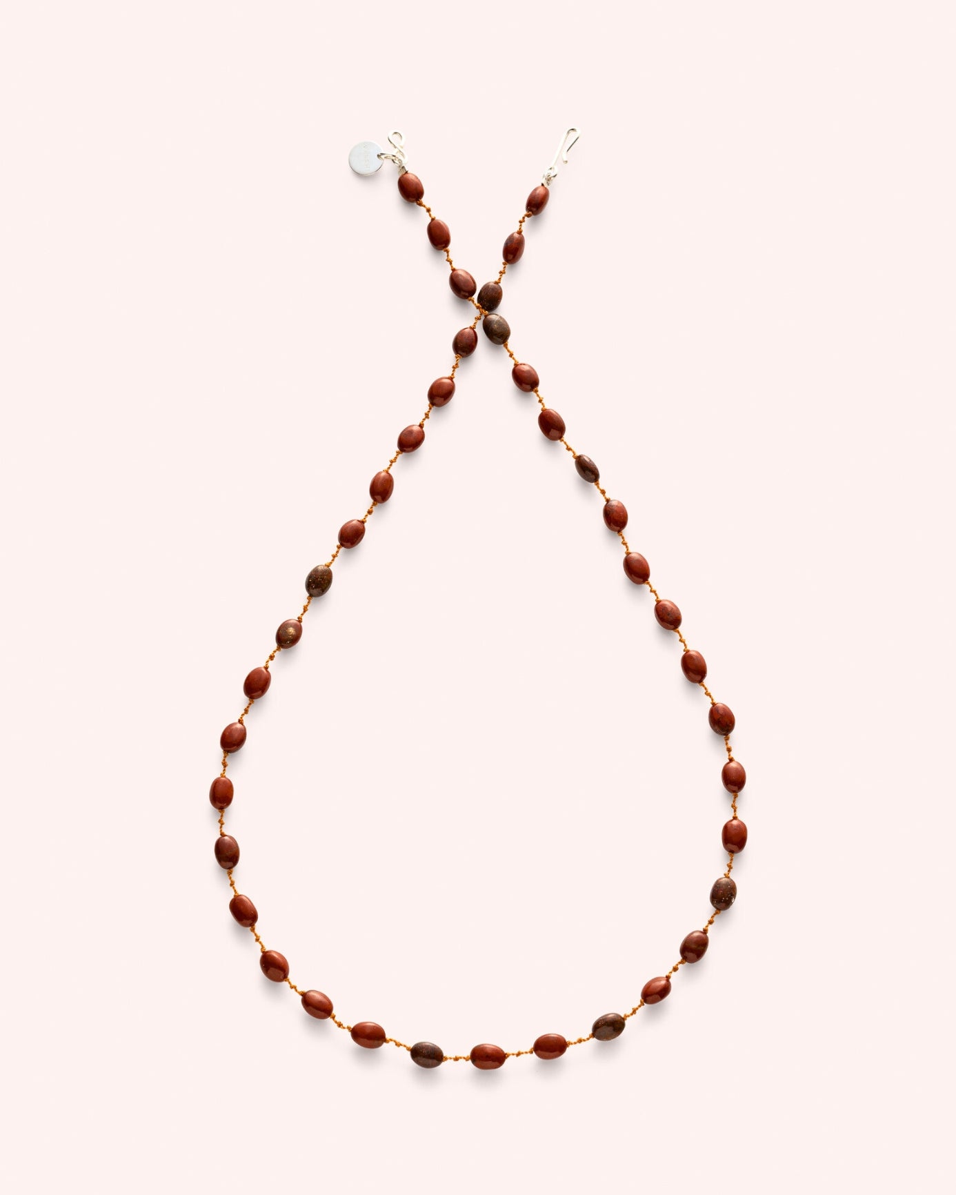 Collier en jaspe rouge sur cordon — IVARENE Paris