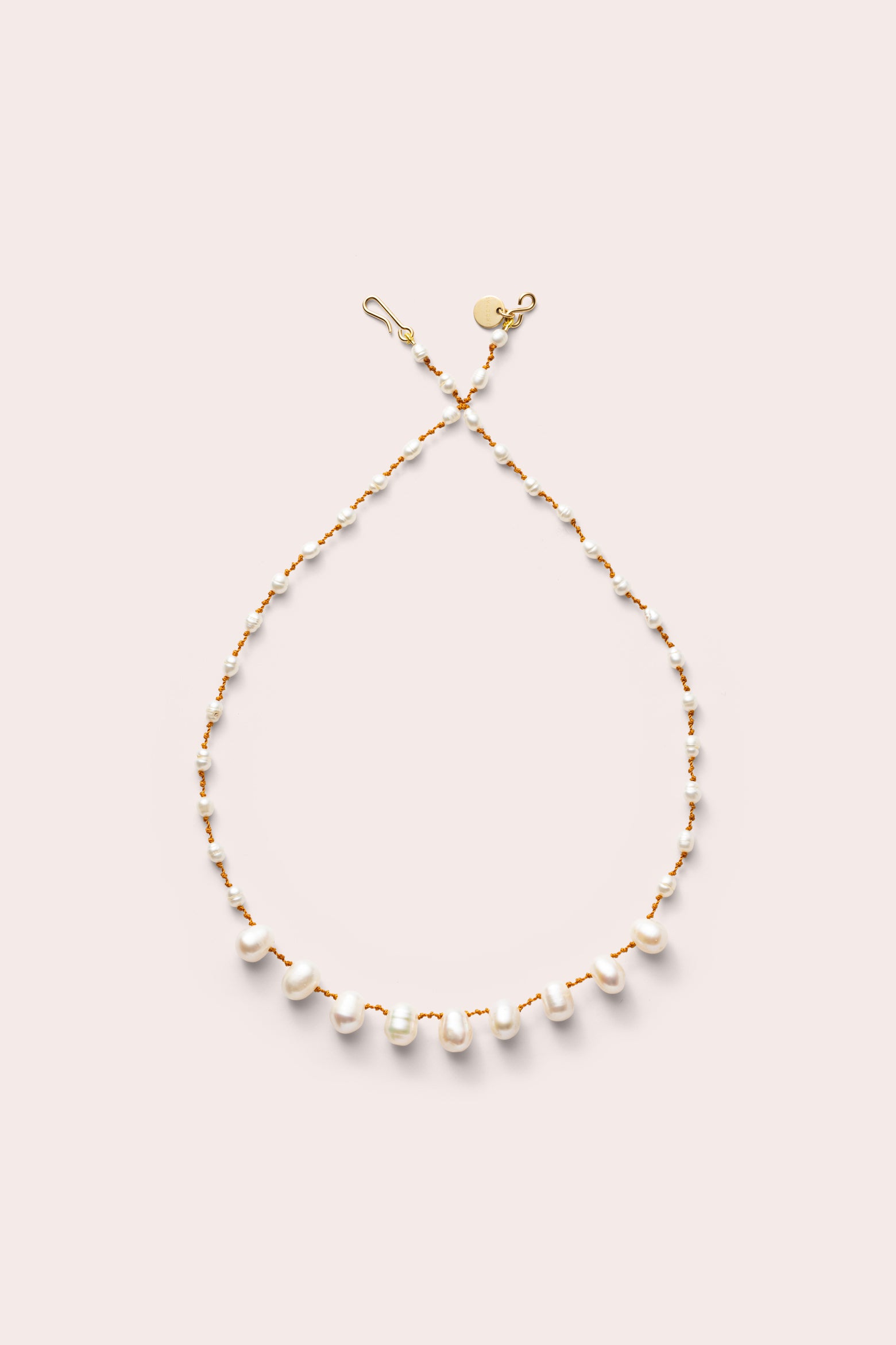 Collier 'Bird' Drops & Beads en perles blanches – bijou artisanal