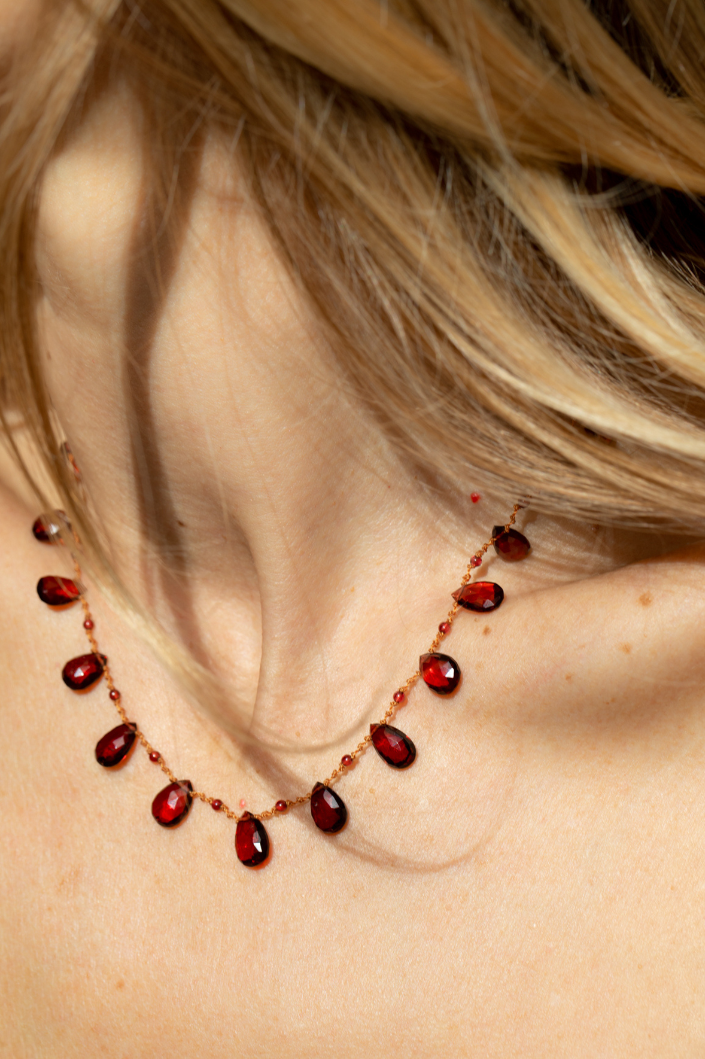 Collier 'Elston' Drops & Beads en grenat – bijou en pierres naturelles