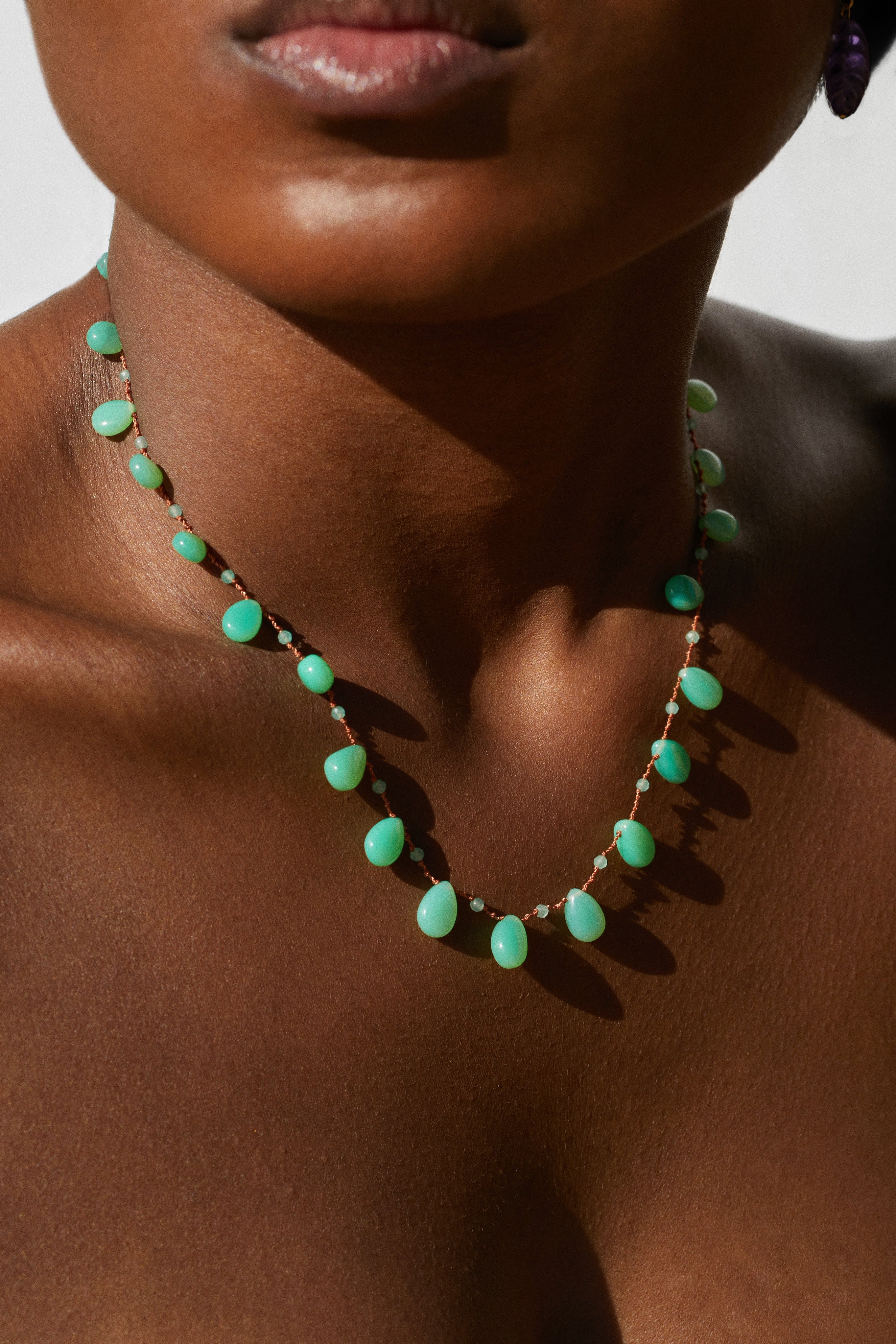 IVARENE ネックレス Collier_Saphir_Rose_Porte.jpg?