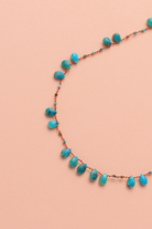 Collier en turquoise sur cordon — IVARENE Paris